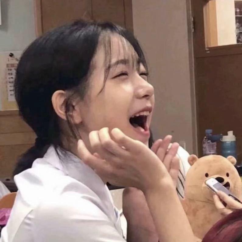 我这么漂亮抽象一点怎么了