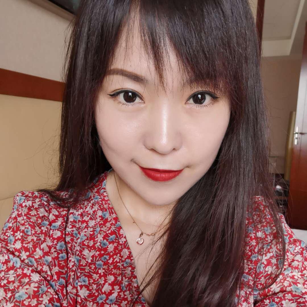 北京海雯刺绣~绣补衣服