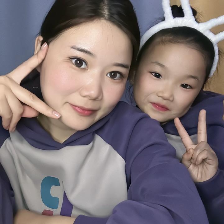 俩宝贝