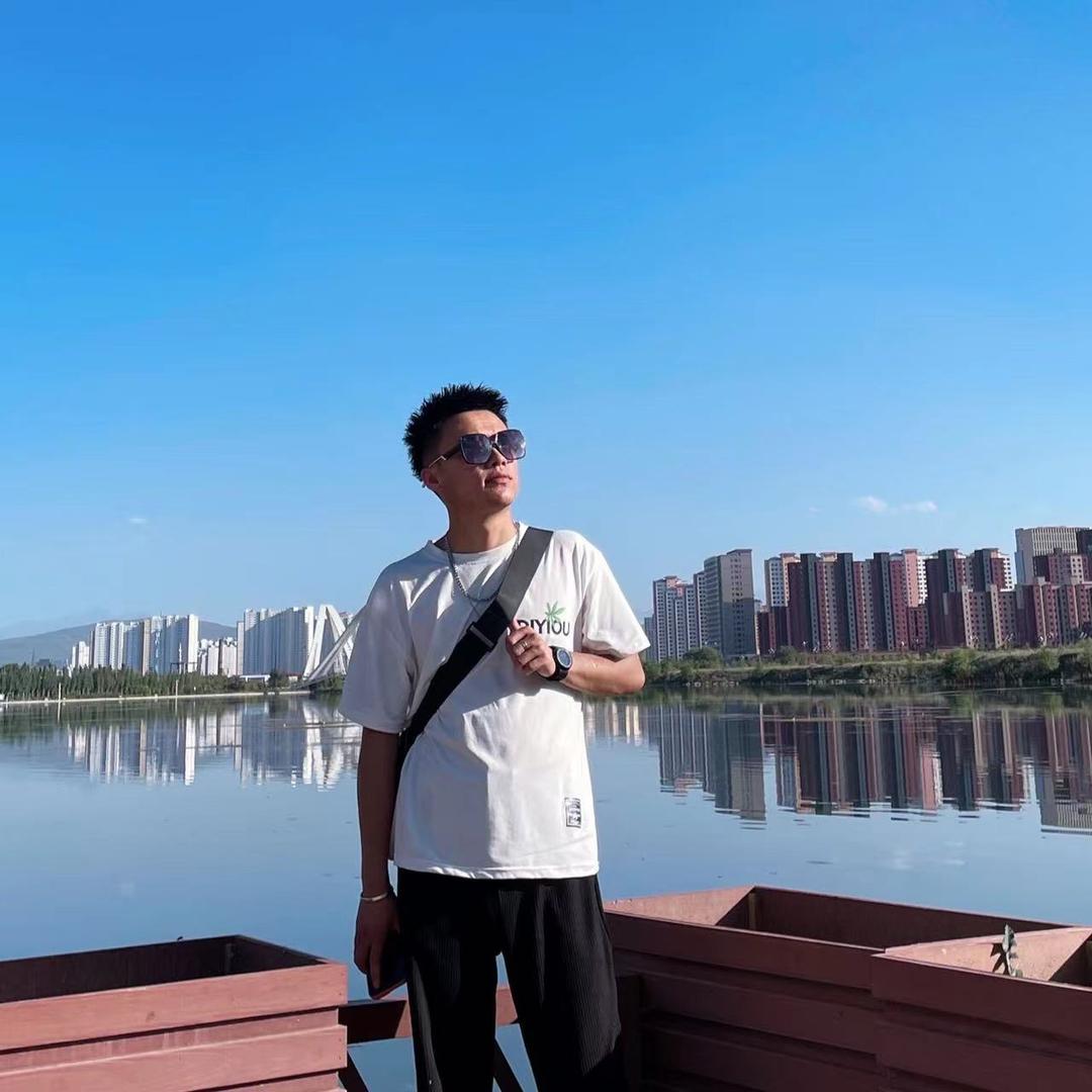 尊悦美发   艾克