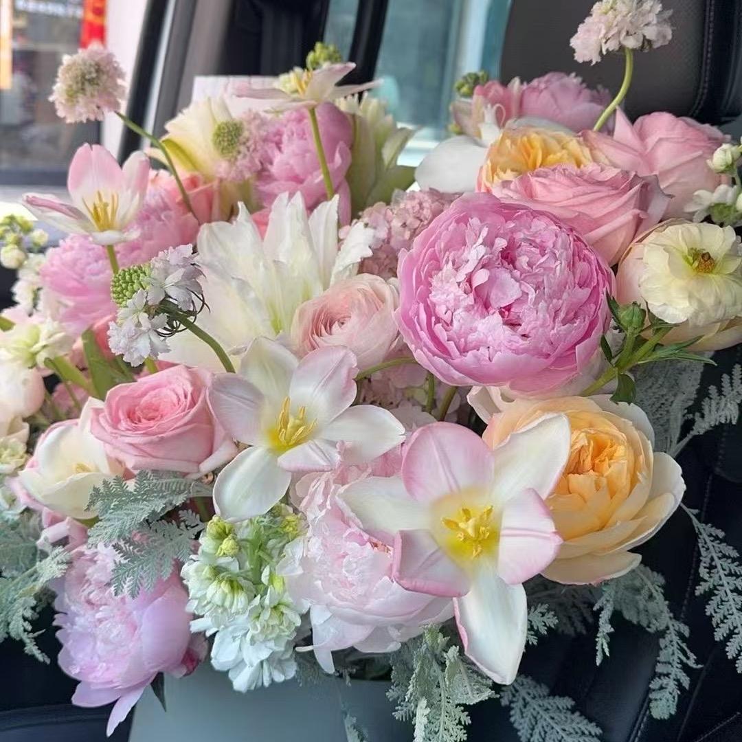 爱琴海.幸福里花店.手捧花，婚车花篮🌷