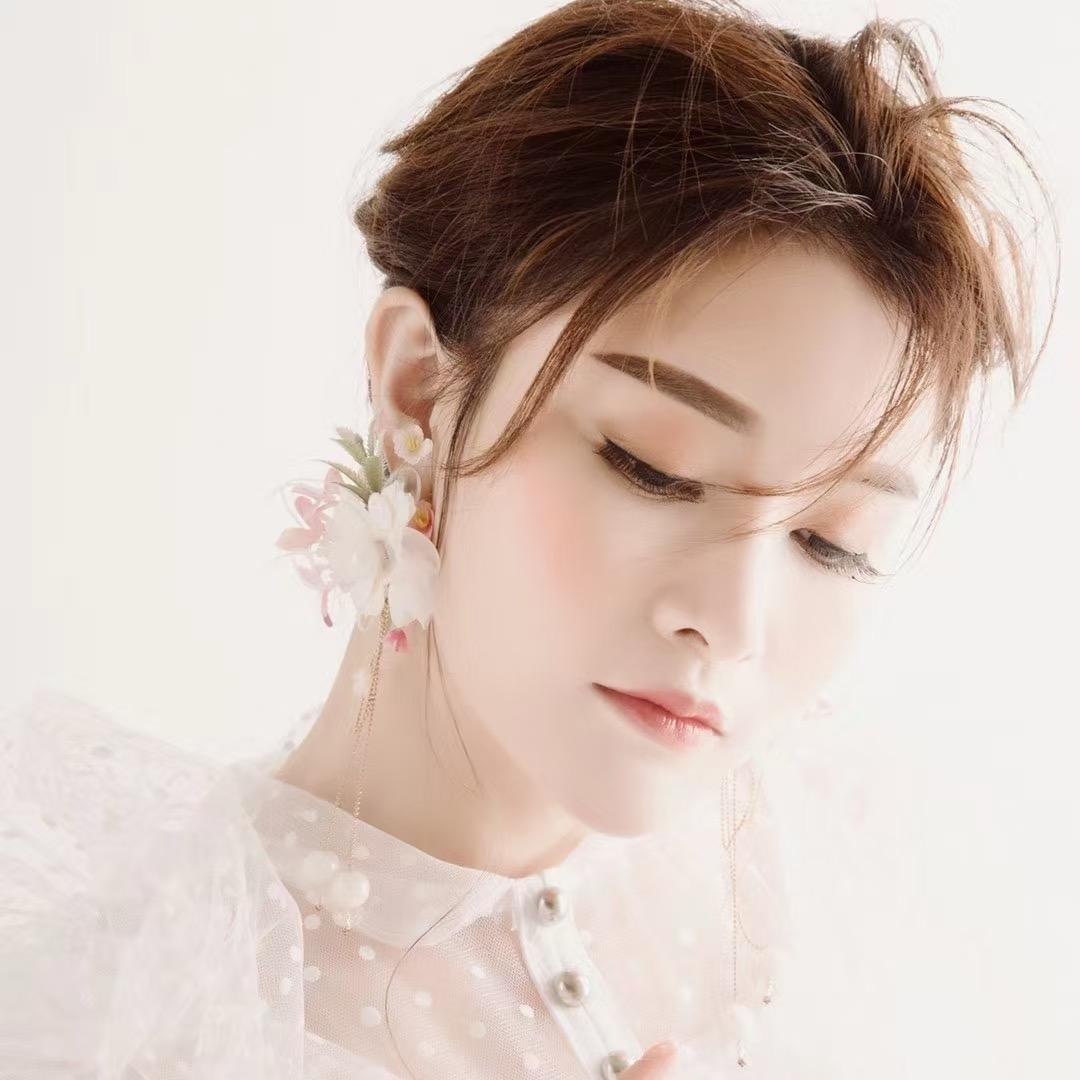 浅小浅灬感恩感谢所有的同行者