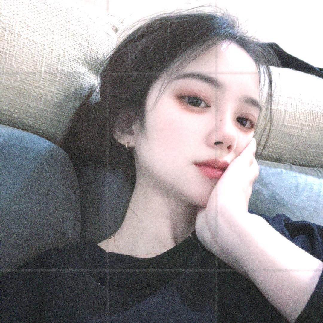 小小何