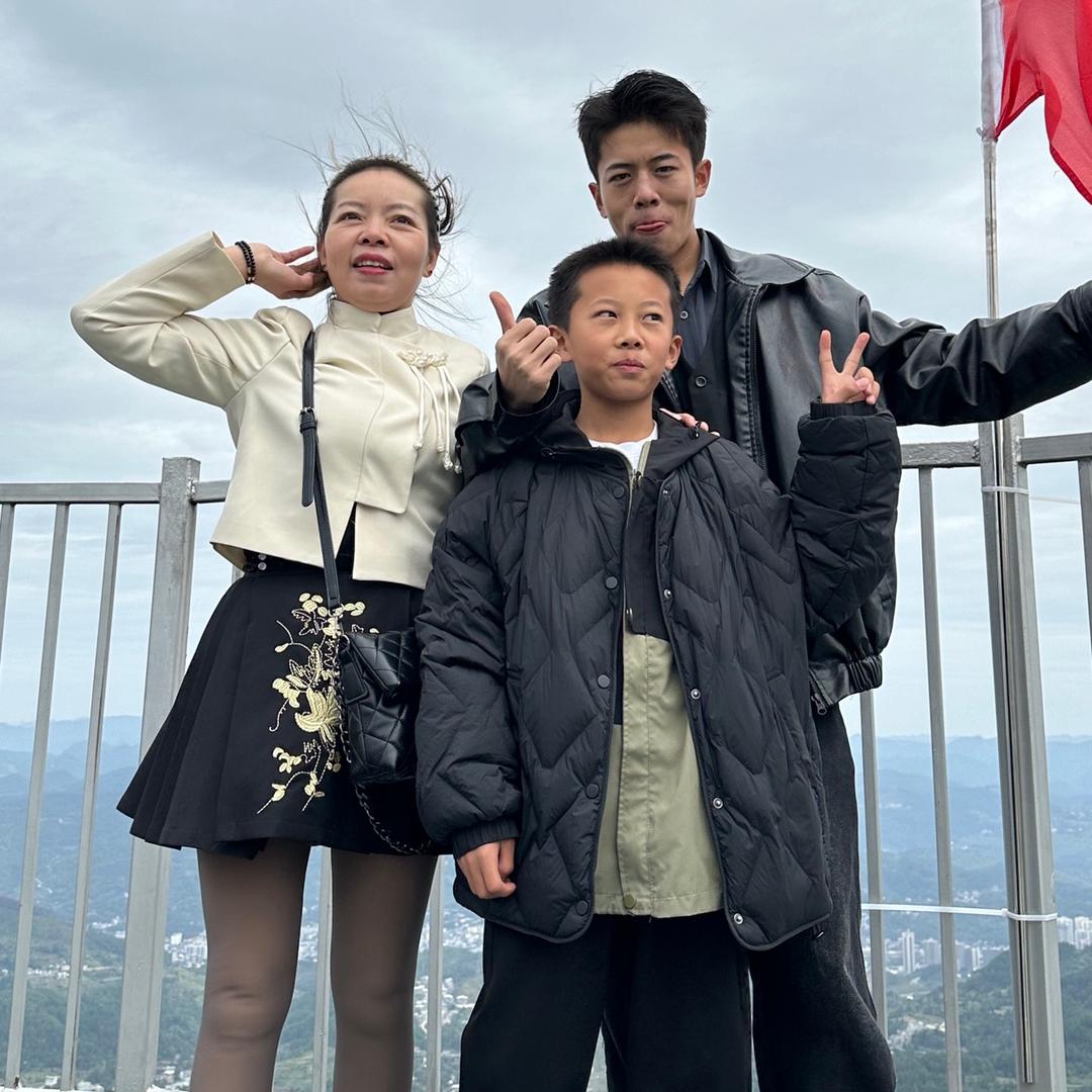 袁余飞永兴姐妹小吃