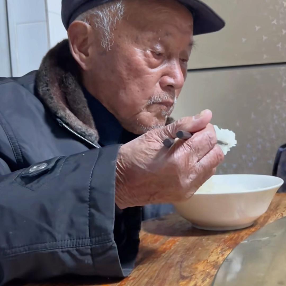 为正义发声