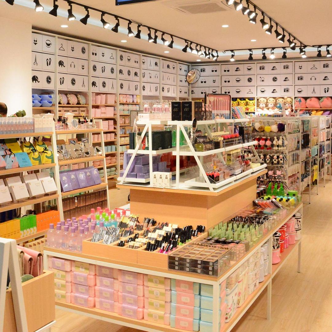 女生精品店批发