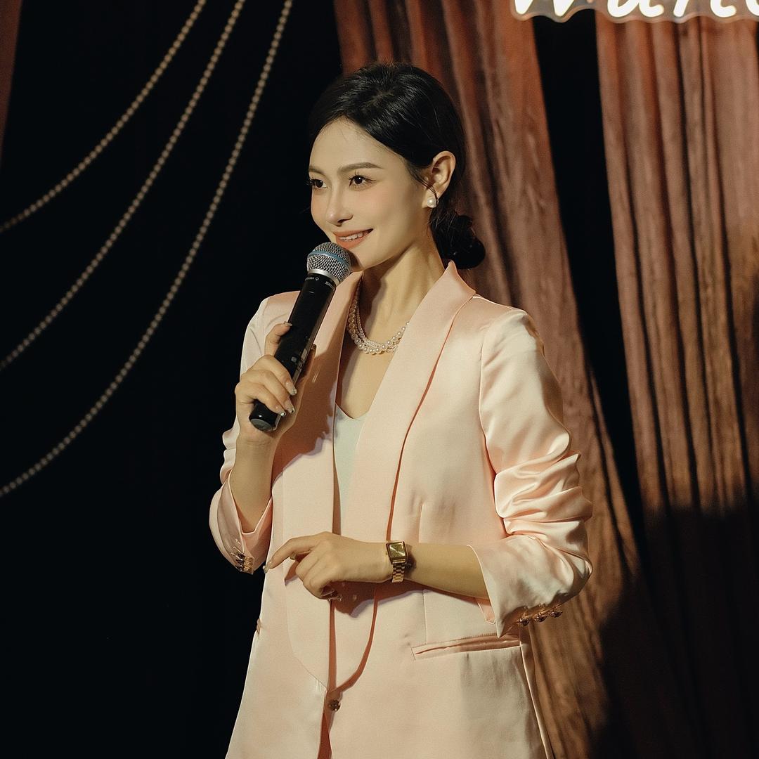 婚礼主持人 | 肖肖