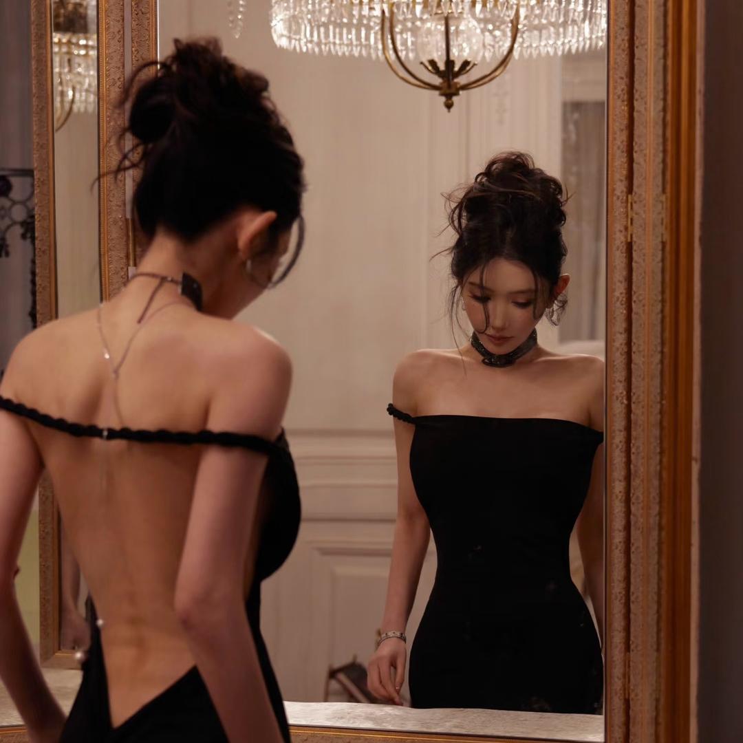 开坦克的小野猪