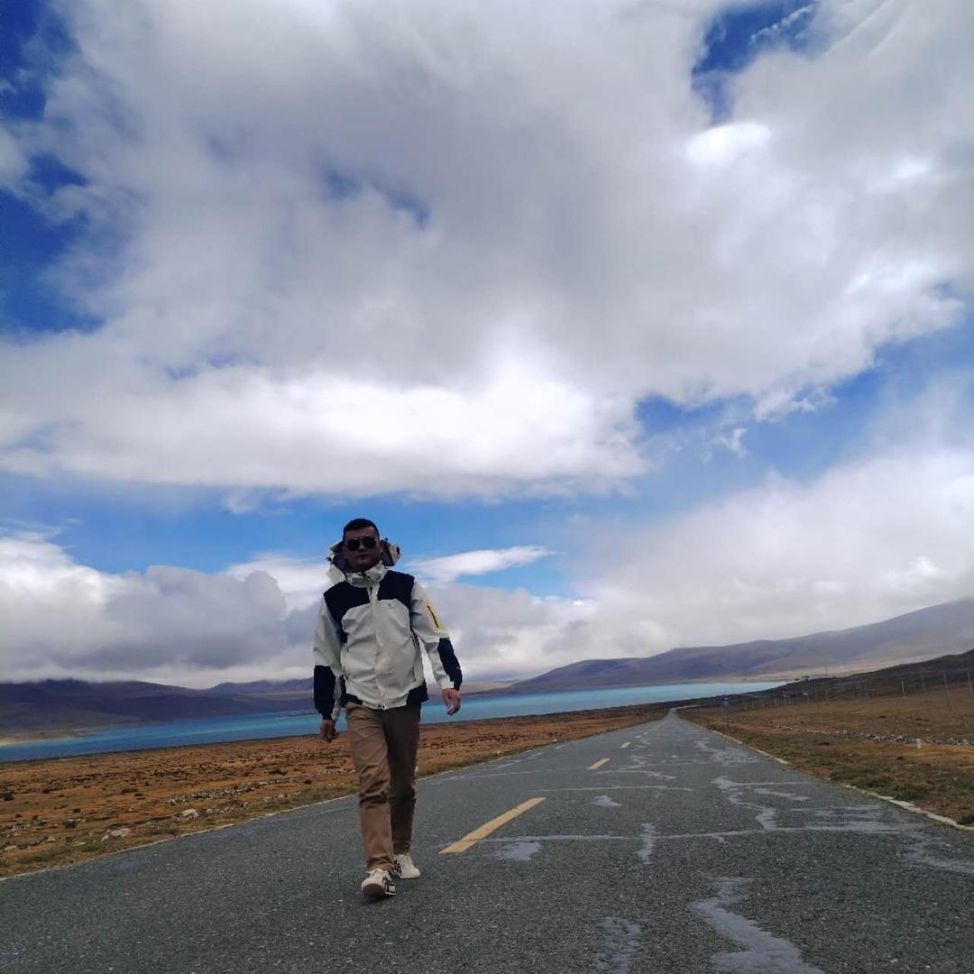 走马观花，不谈情