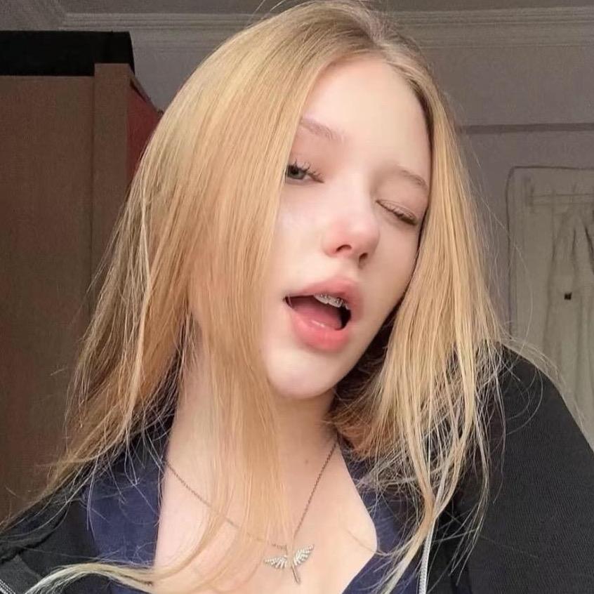 只有一只耳朵的兔子