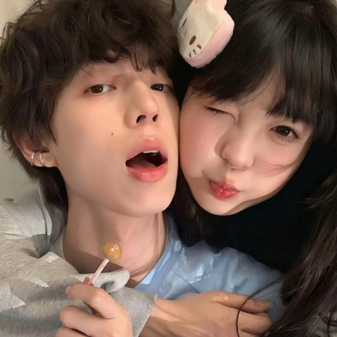 爱吃碱水面包🥯