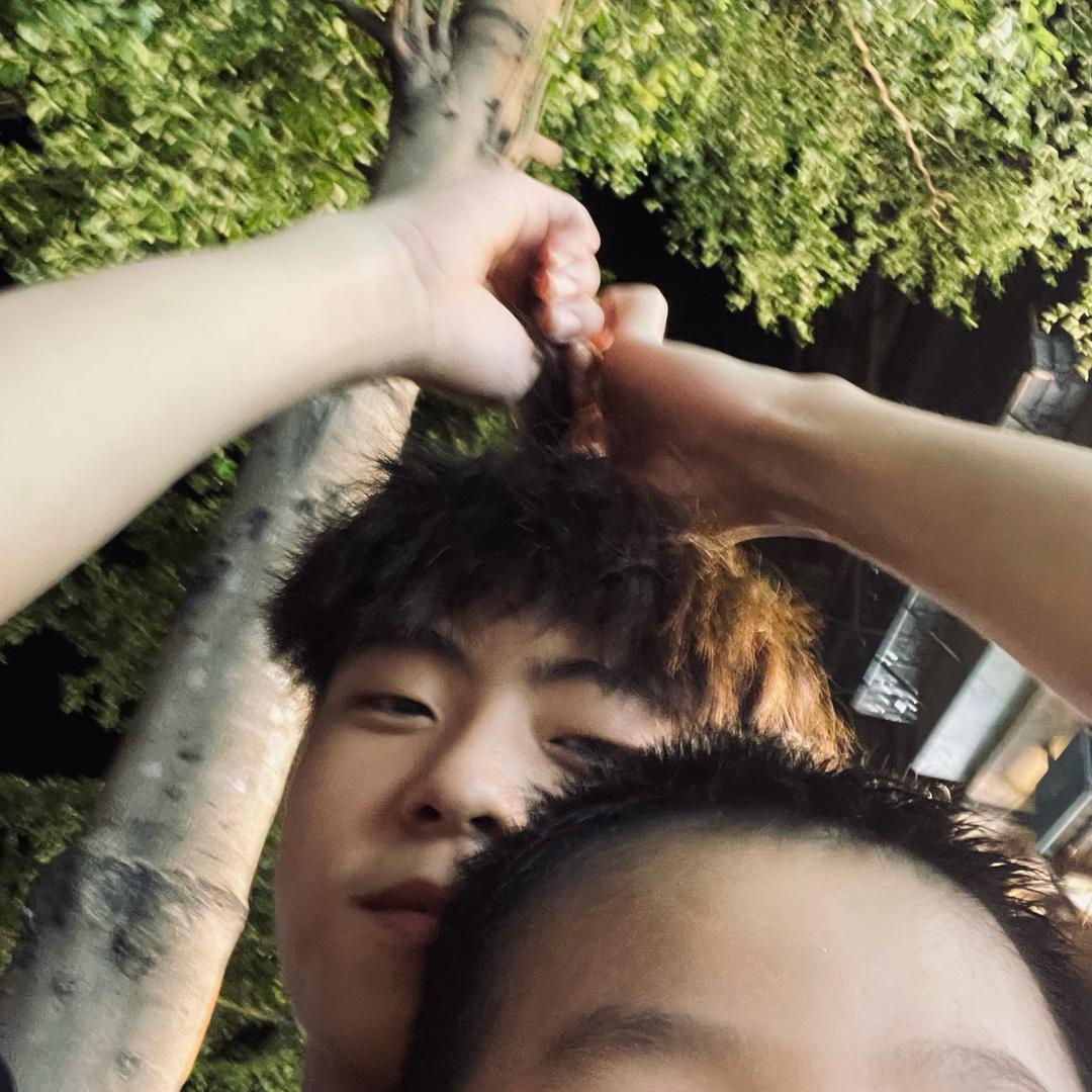 悠悠           😶‍🌫️