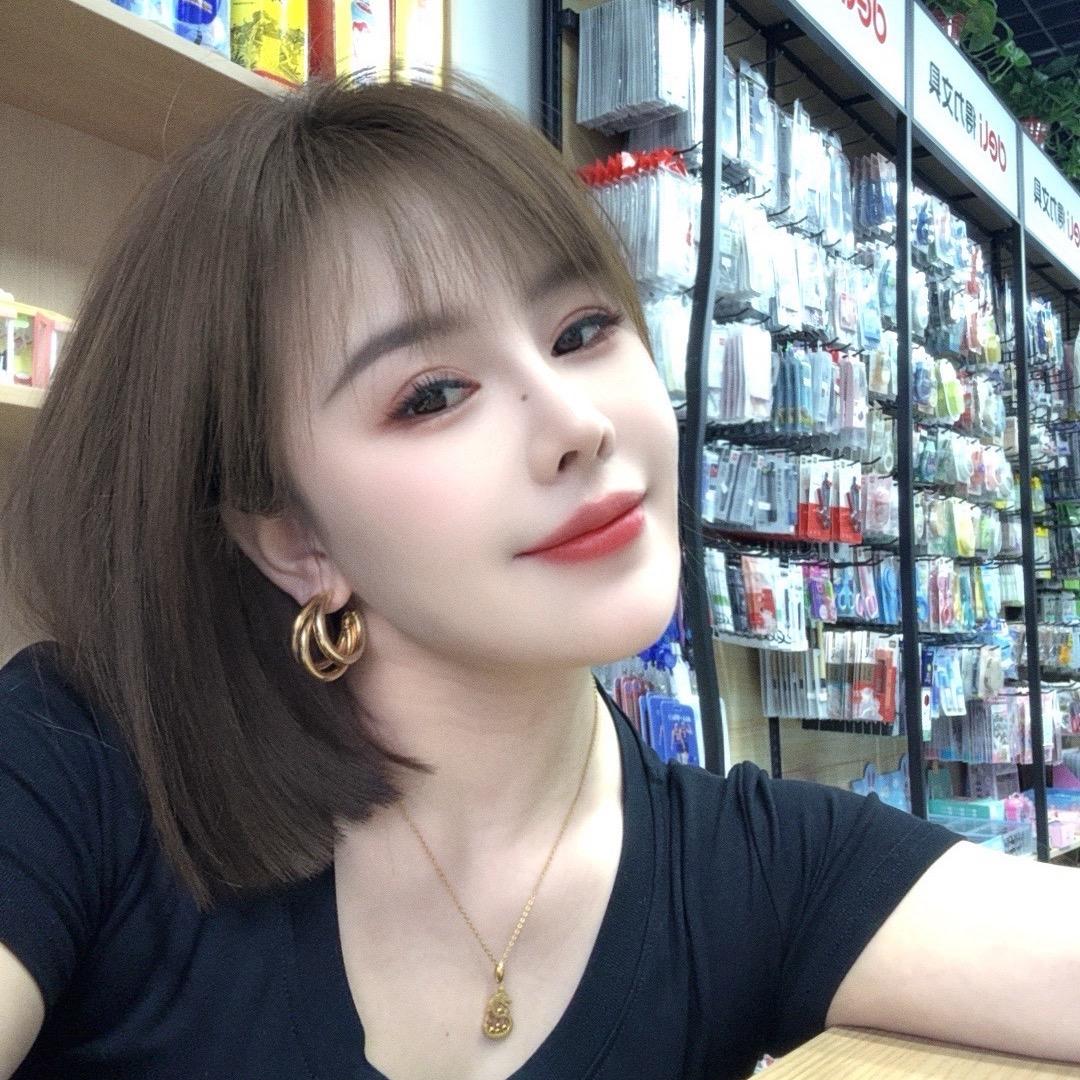 艳艳
