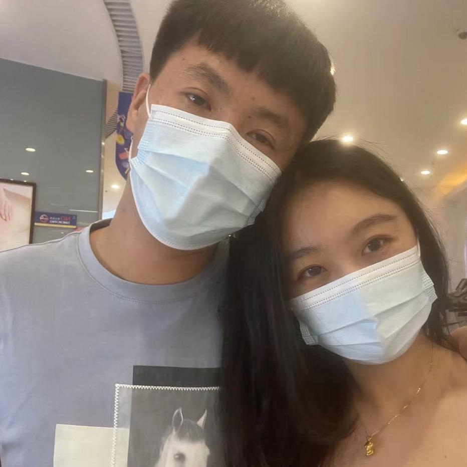 愤怒的小鸟。