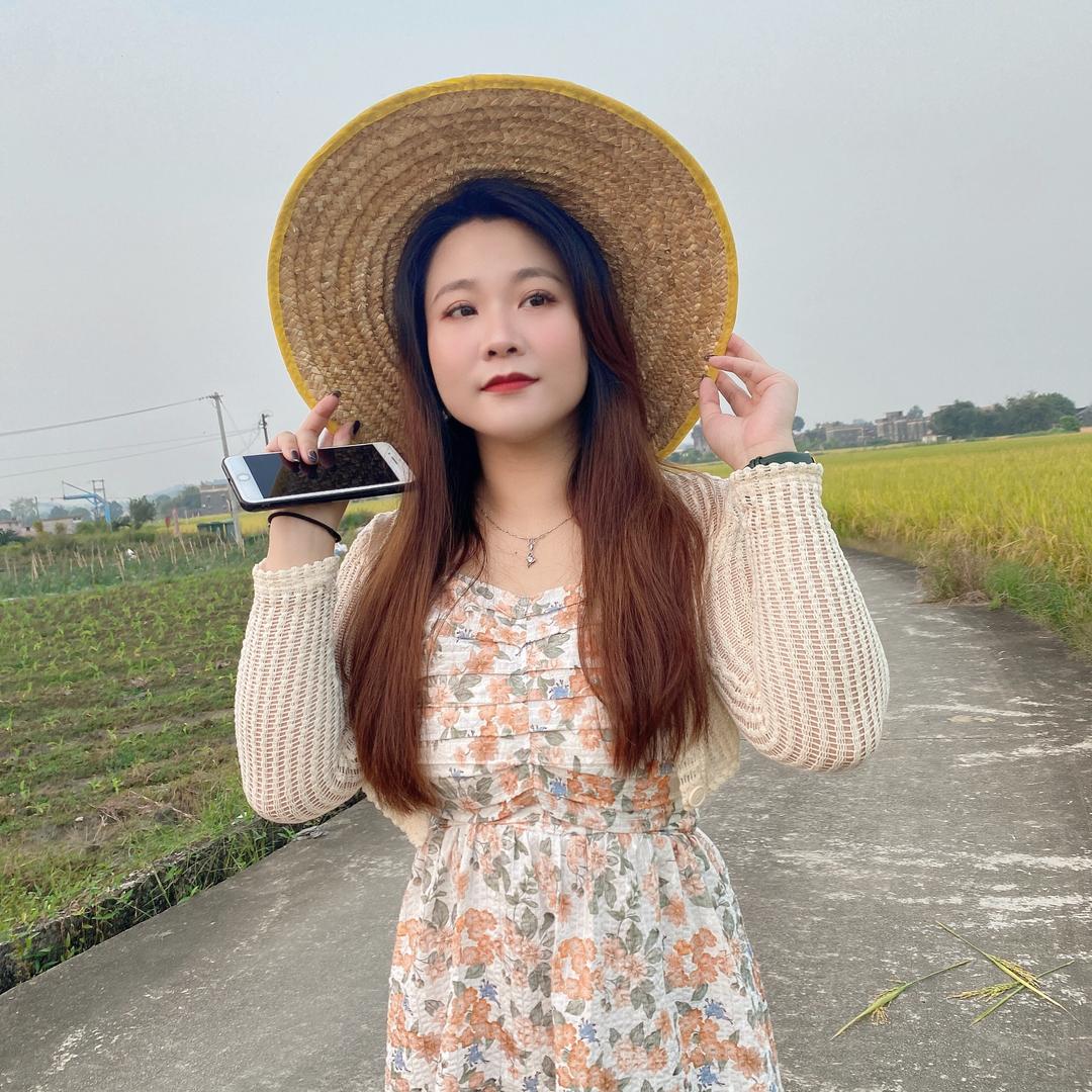 ℒ𝒾𝓁𝓎.₅₂₀💋