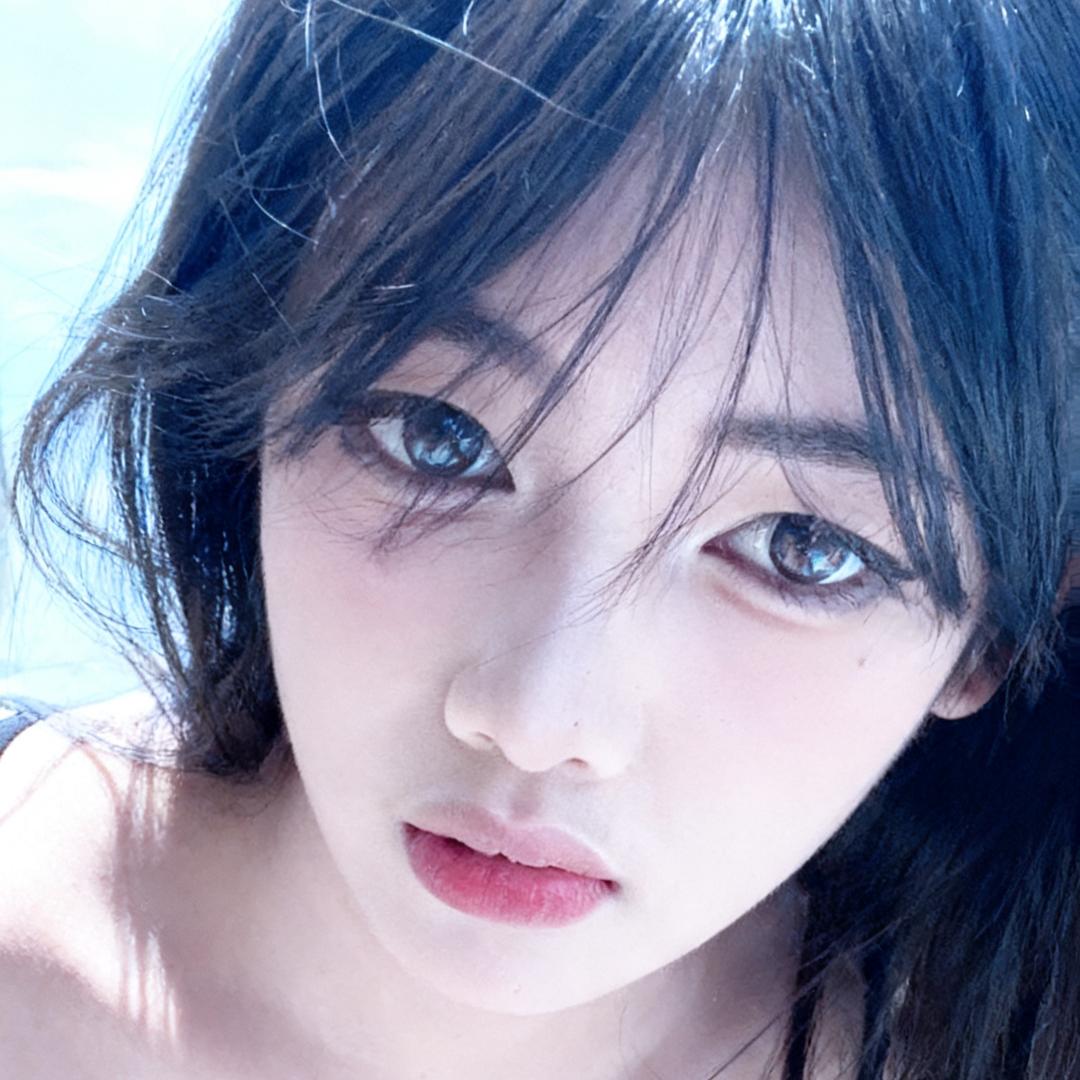 小依