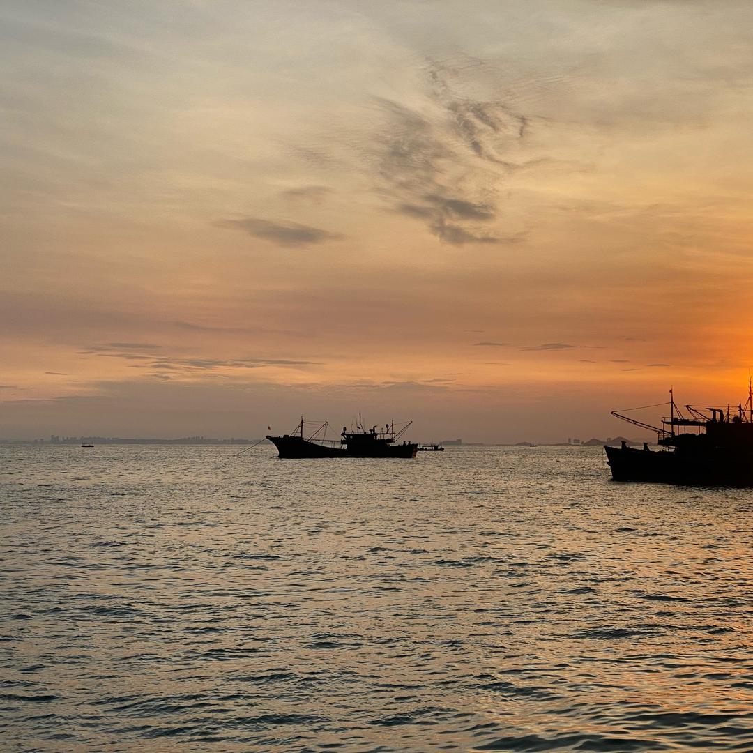 孤单又灿烂的神