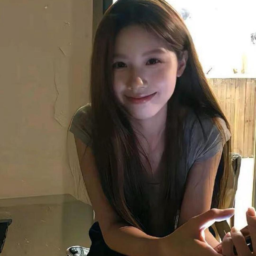 @y.