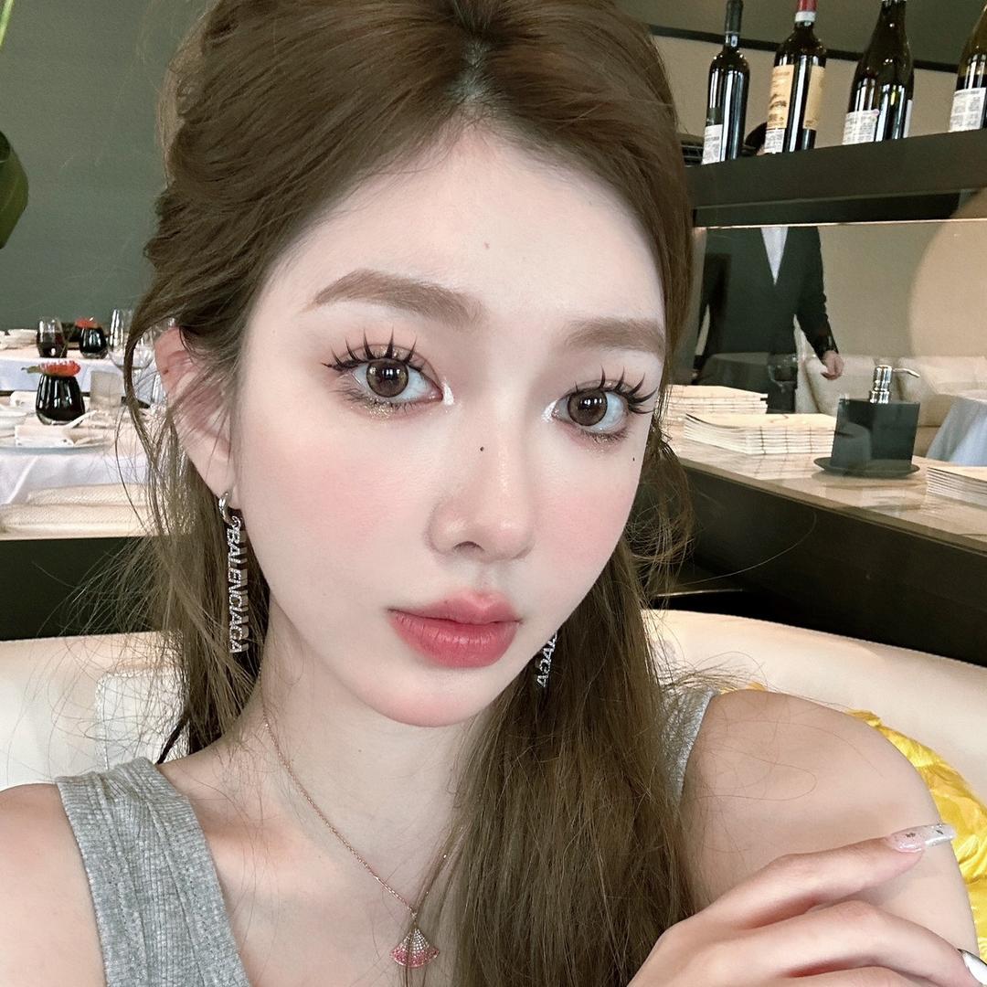明明真可爱