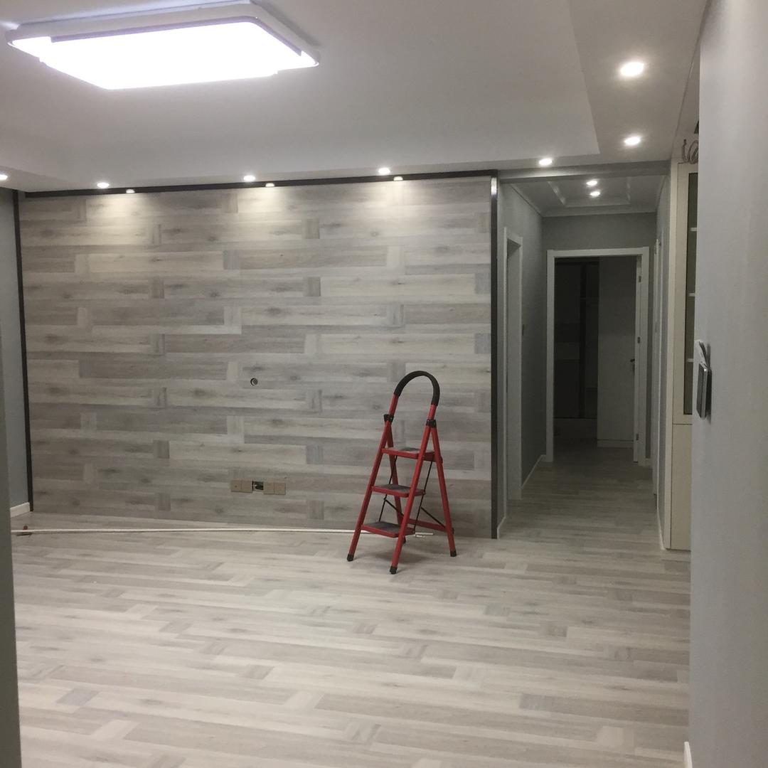 芜湖地板哥小杨