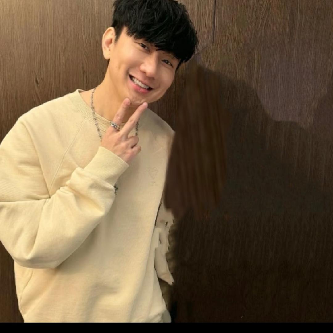 不流泪的机场💜❄️