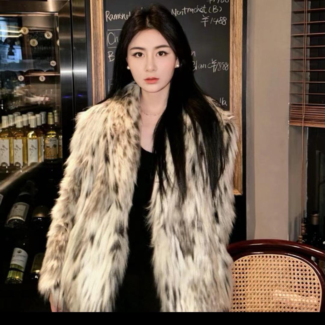 康定素颜打造 马莉