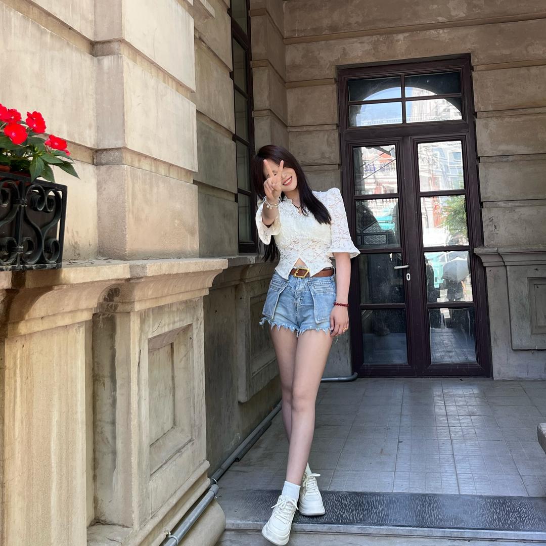 ￴ ￴ ￴￴ ￴ ￴ ￴