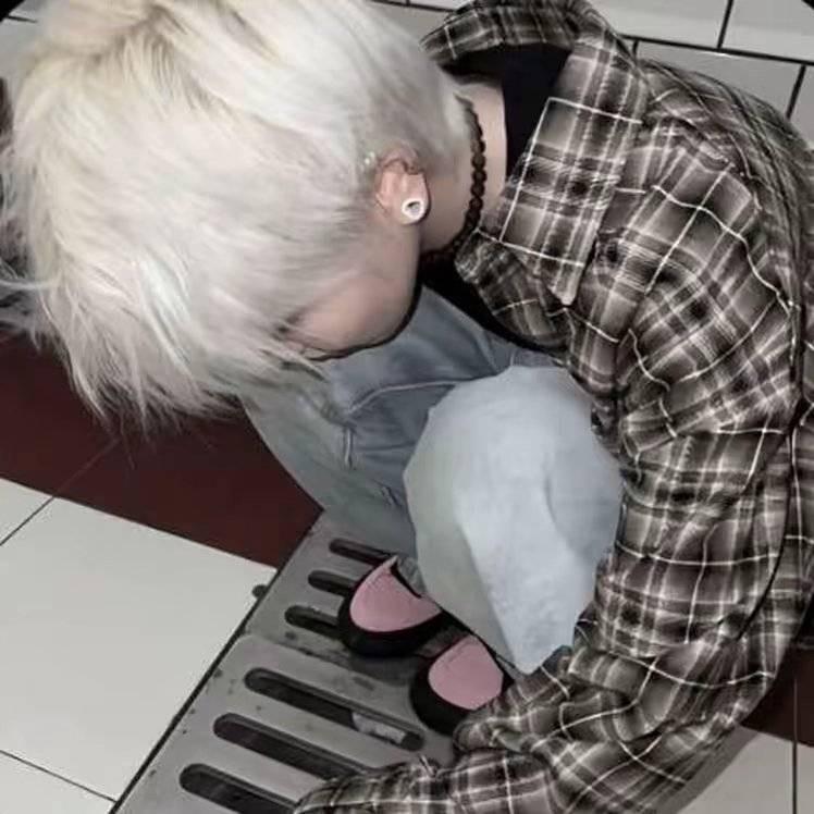 欠我一个嘉年华