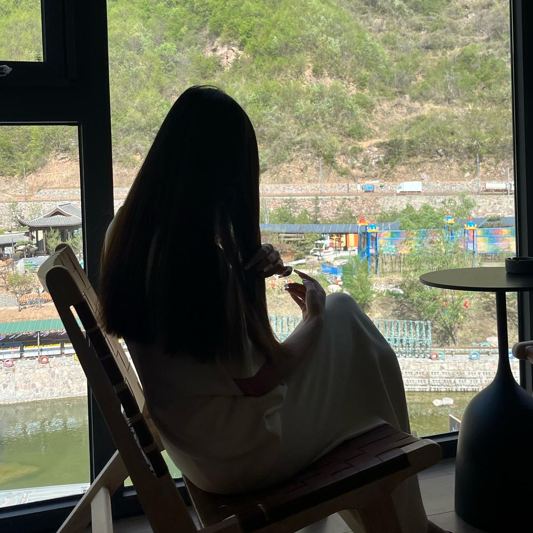 喵你妈了个咪