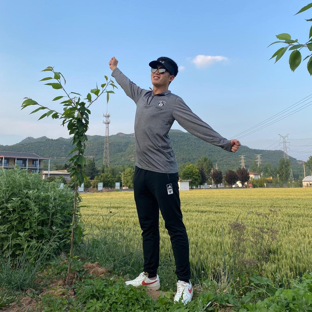 高乐二手车段锟