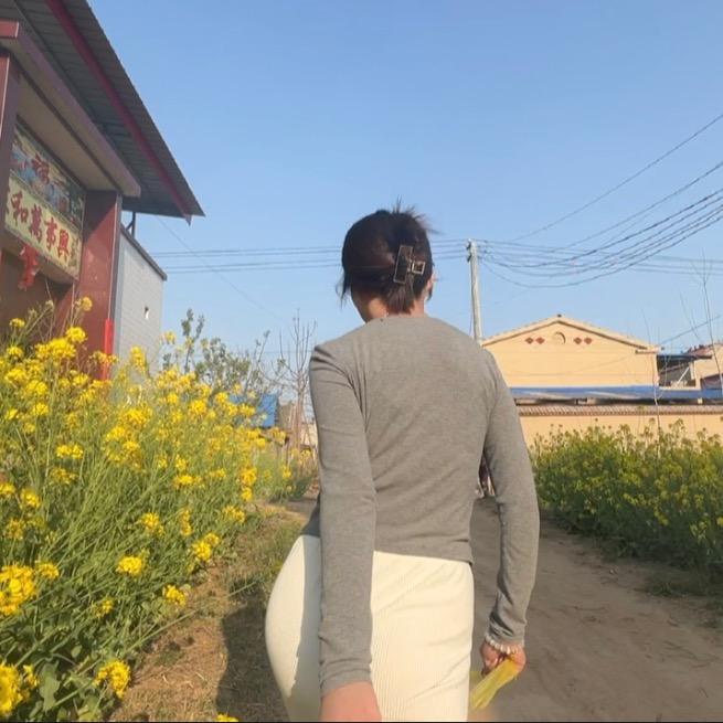 石姑娘吃喝玩乐