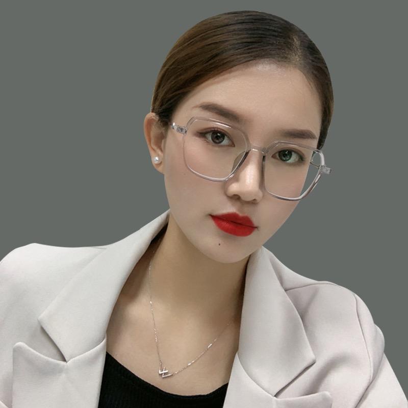 王小染菏泽鼎亿文化传媒有限公司个人护理专卖店