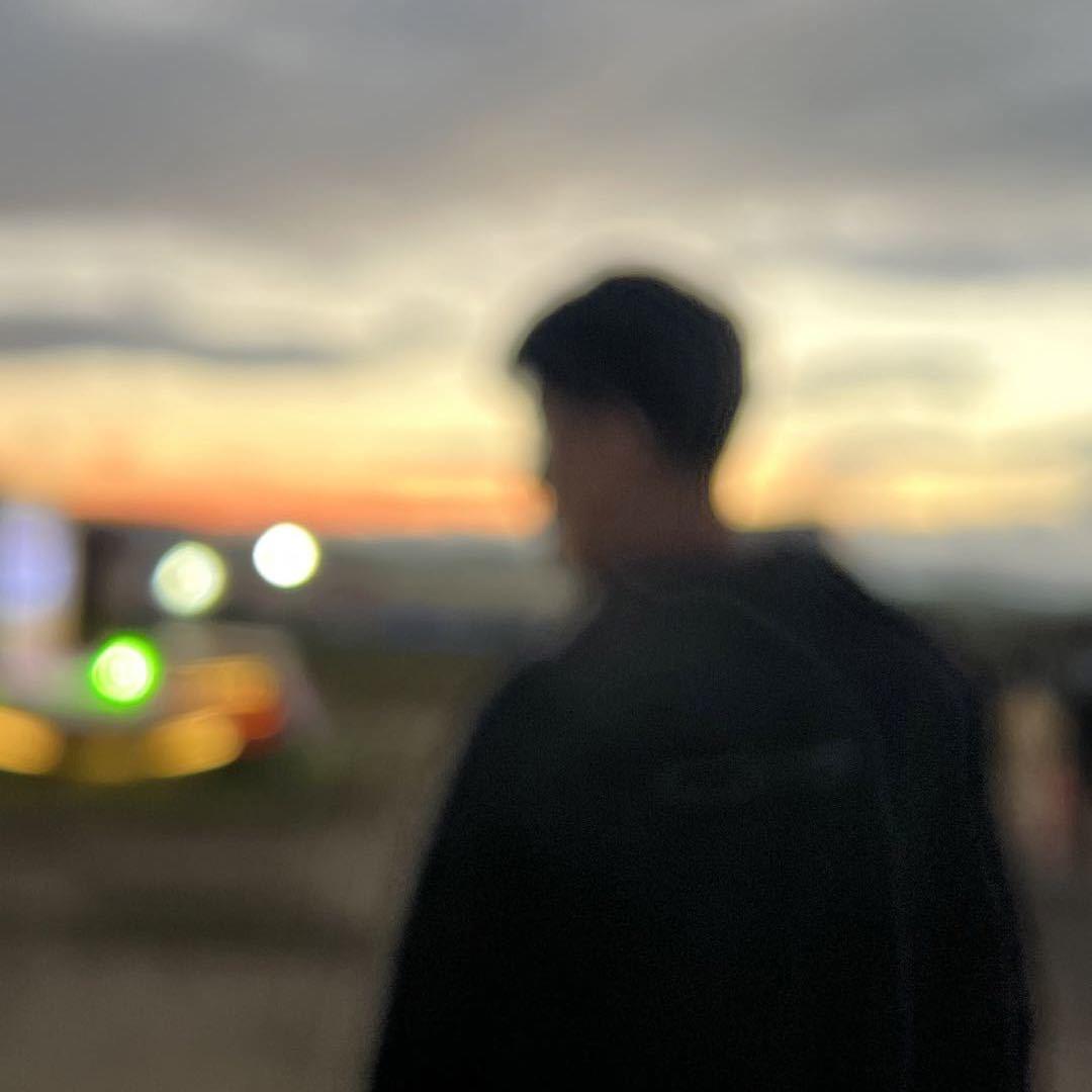 @康·