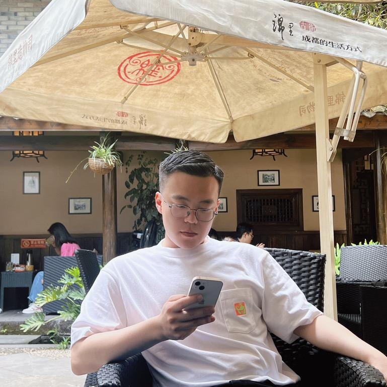 家境贫寒梁正贤