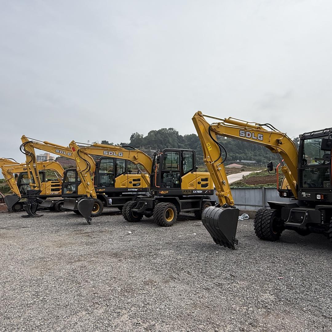 四川鸿卿达临工挖机汇