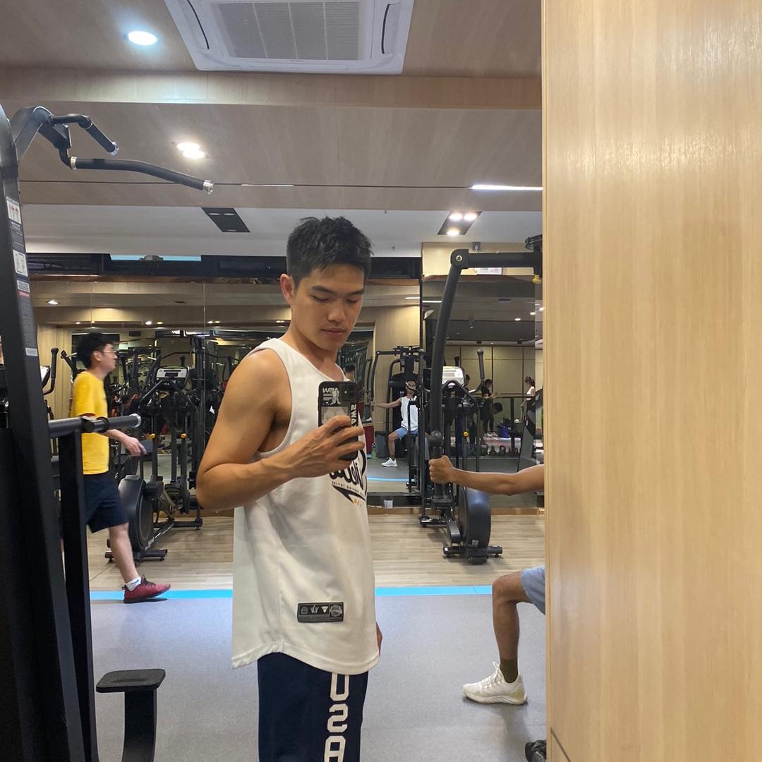 牡丹花下牛油果🥑