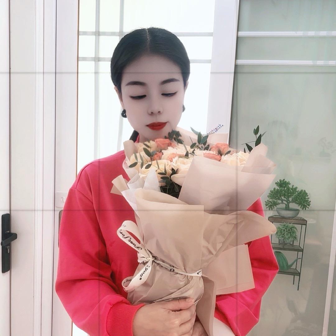 琳琳小姐姐
