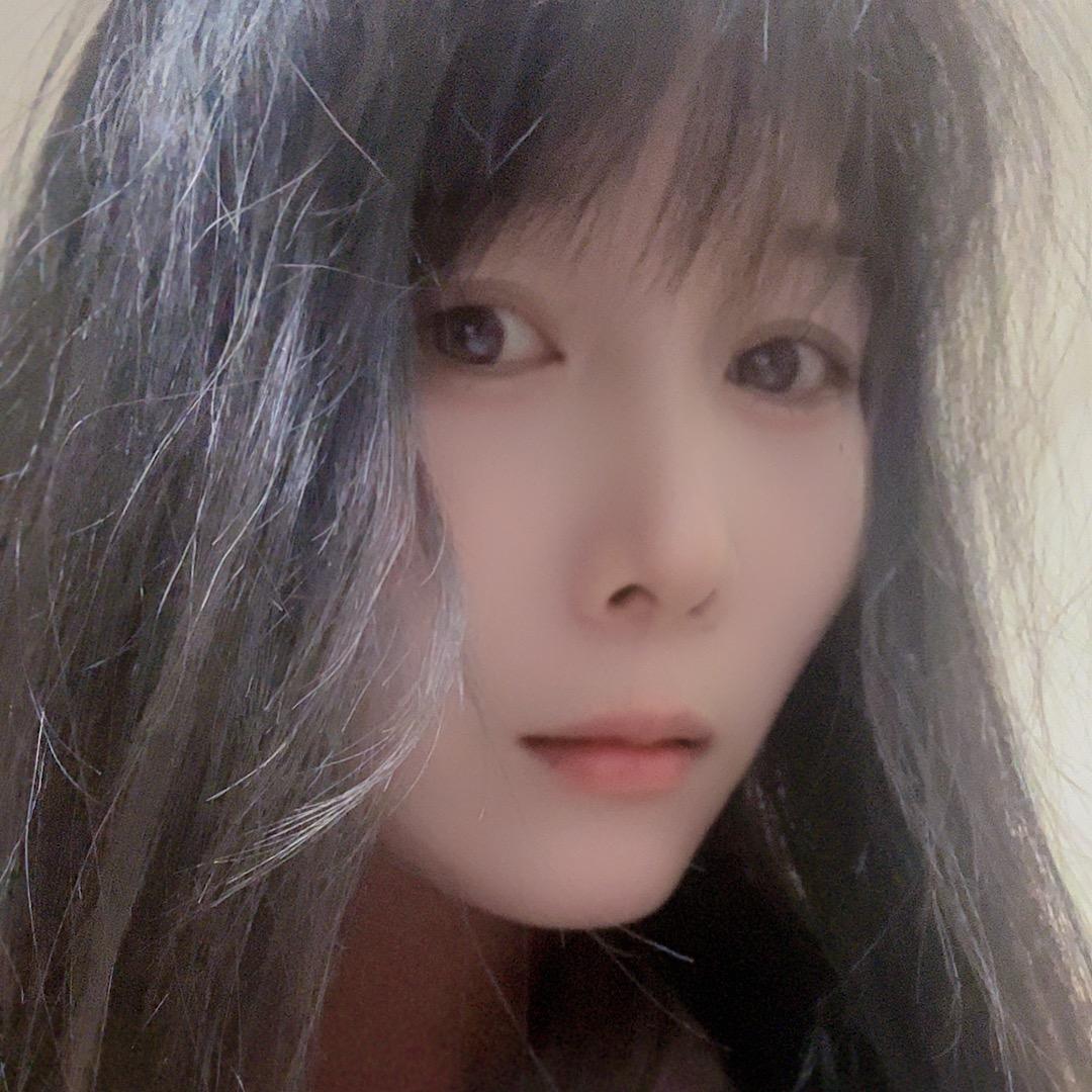 李千千🎀