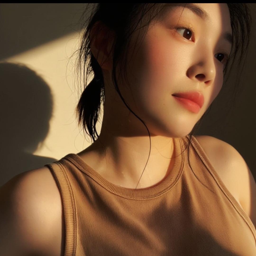 深亚倪