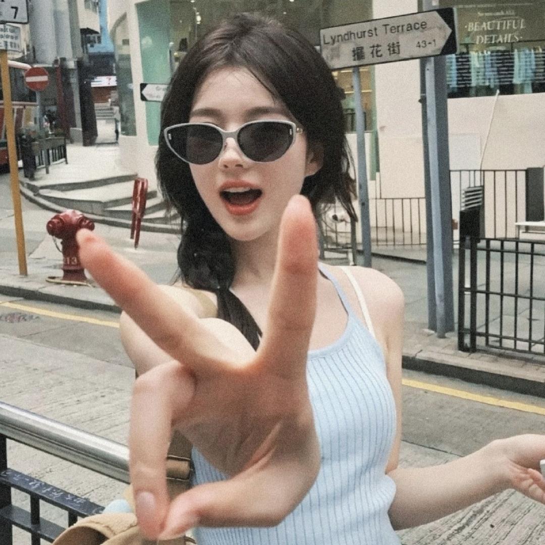 皮皮妙服饰