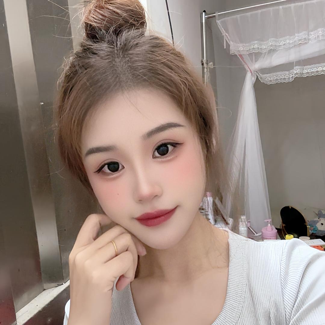 李可爱🐳.
