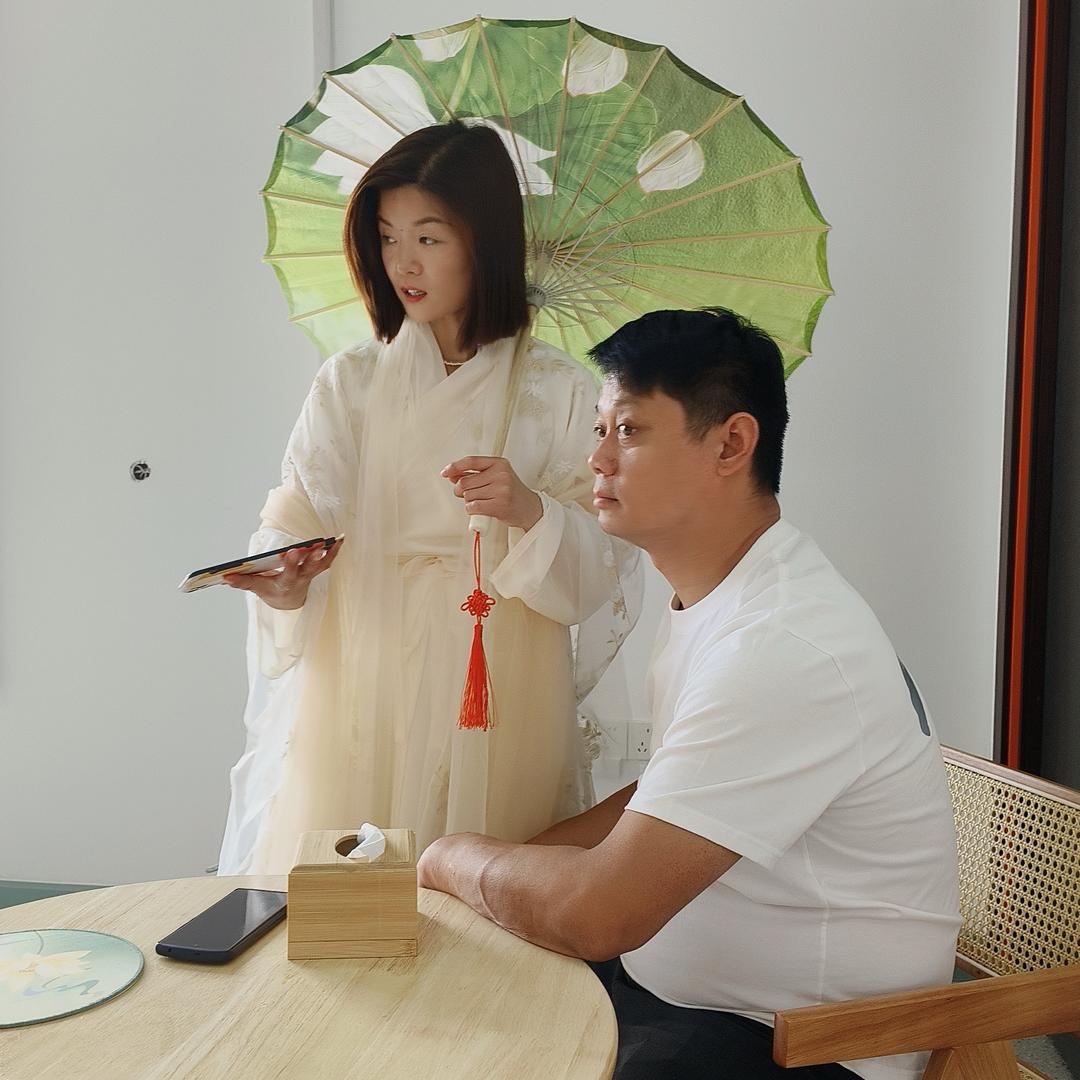 江燕子（海燕严选冰诗韵）