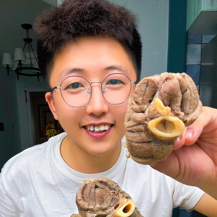 孙波（孙火火美食）