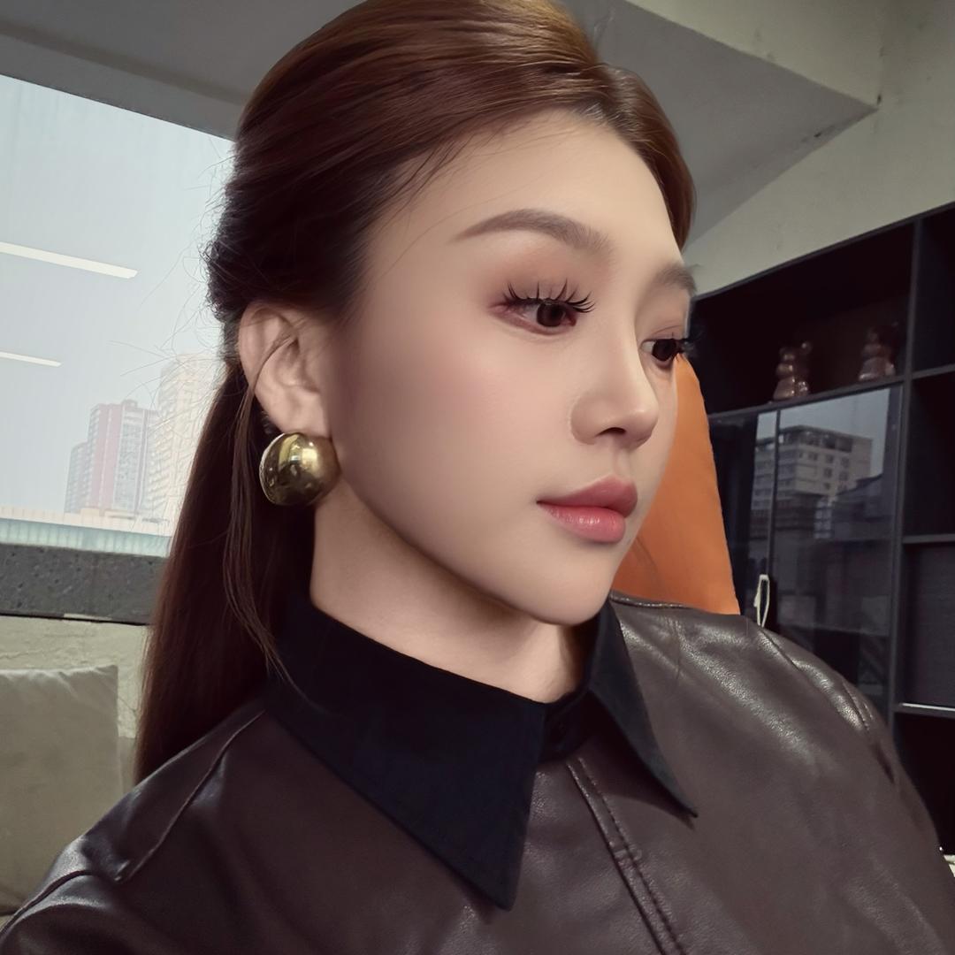 雪莉儿大码女装