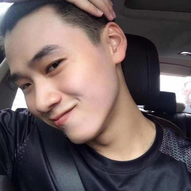 潮汕铠哥炒酸奶烤冷面新桥店