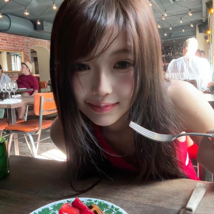 偷听月亮