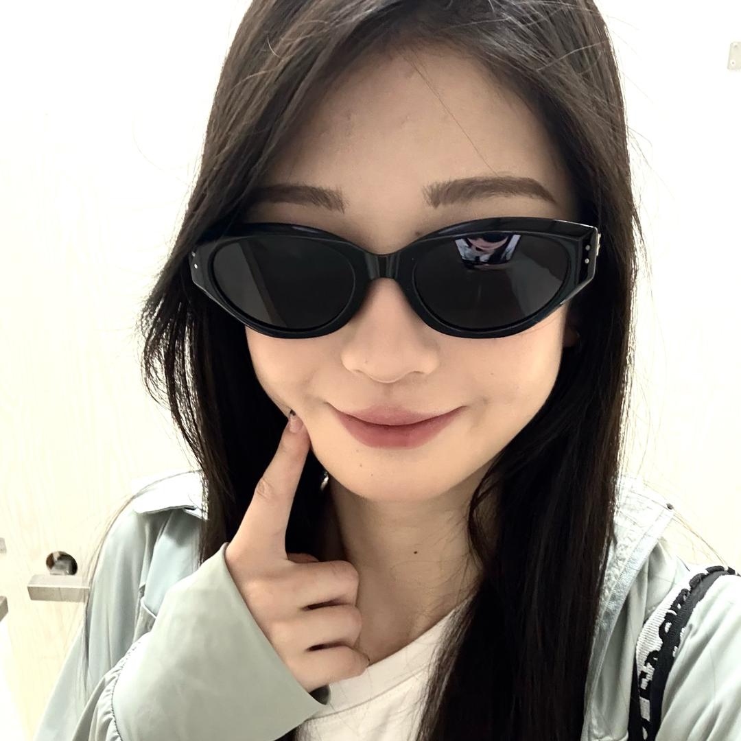 雯