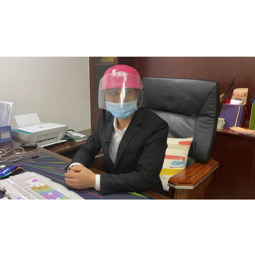 佛山头盔哥卖砖