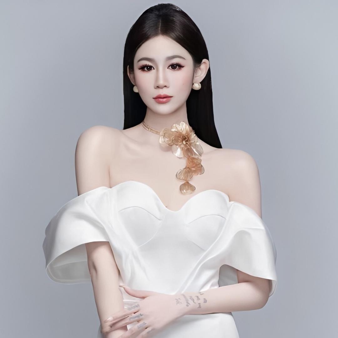 王蕾面部瑜伽