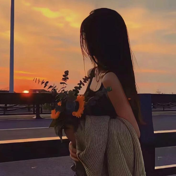 ⋆᭄͡ꦿ໌້✨星星偷走睡意ৡ࿐